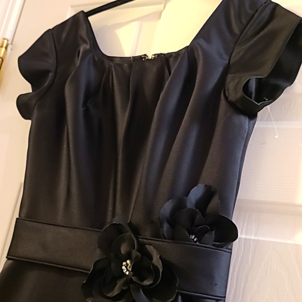 Full length sz 4 black dress